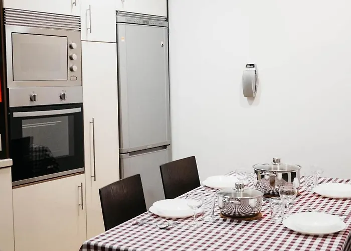 Casa Pereiras By Lethes Legacy Hébergement de vacances *